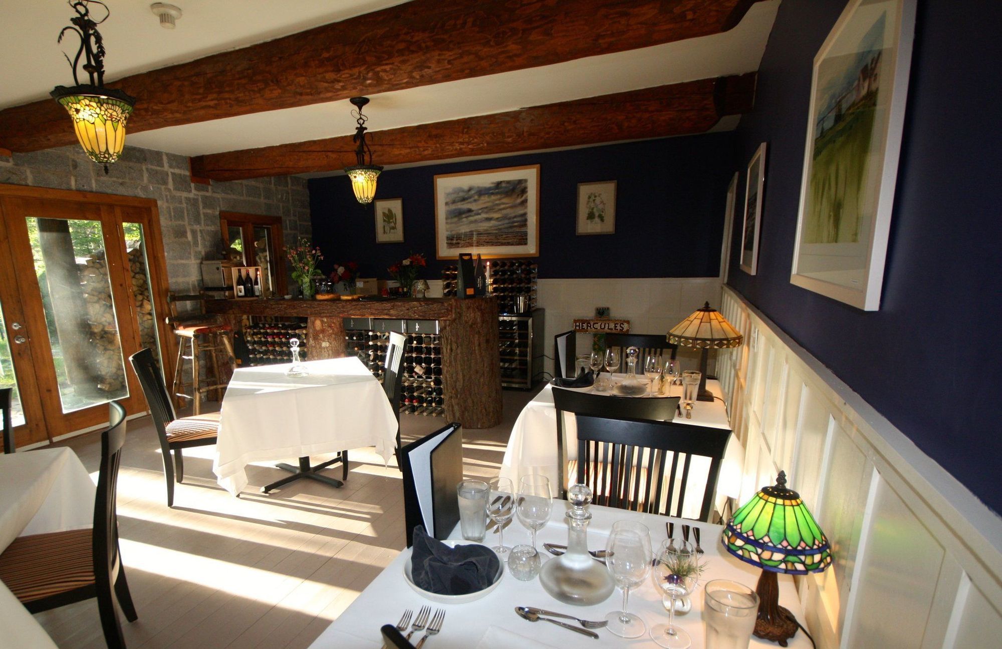 Trout Point Lodge Of Nova Scotia East Kemptville Restaurant foto