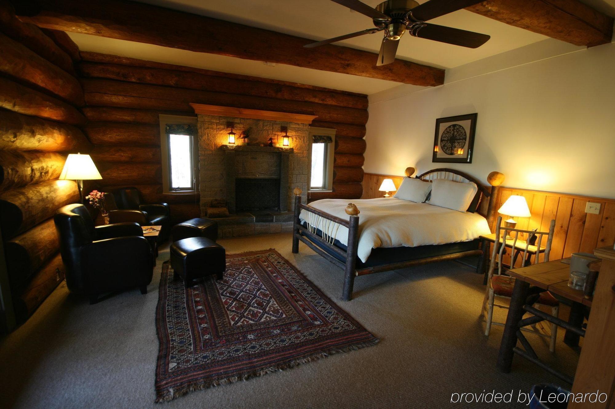 Trout Point Lodge Of Nova Scotia East Kemptville Exterior foto