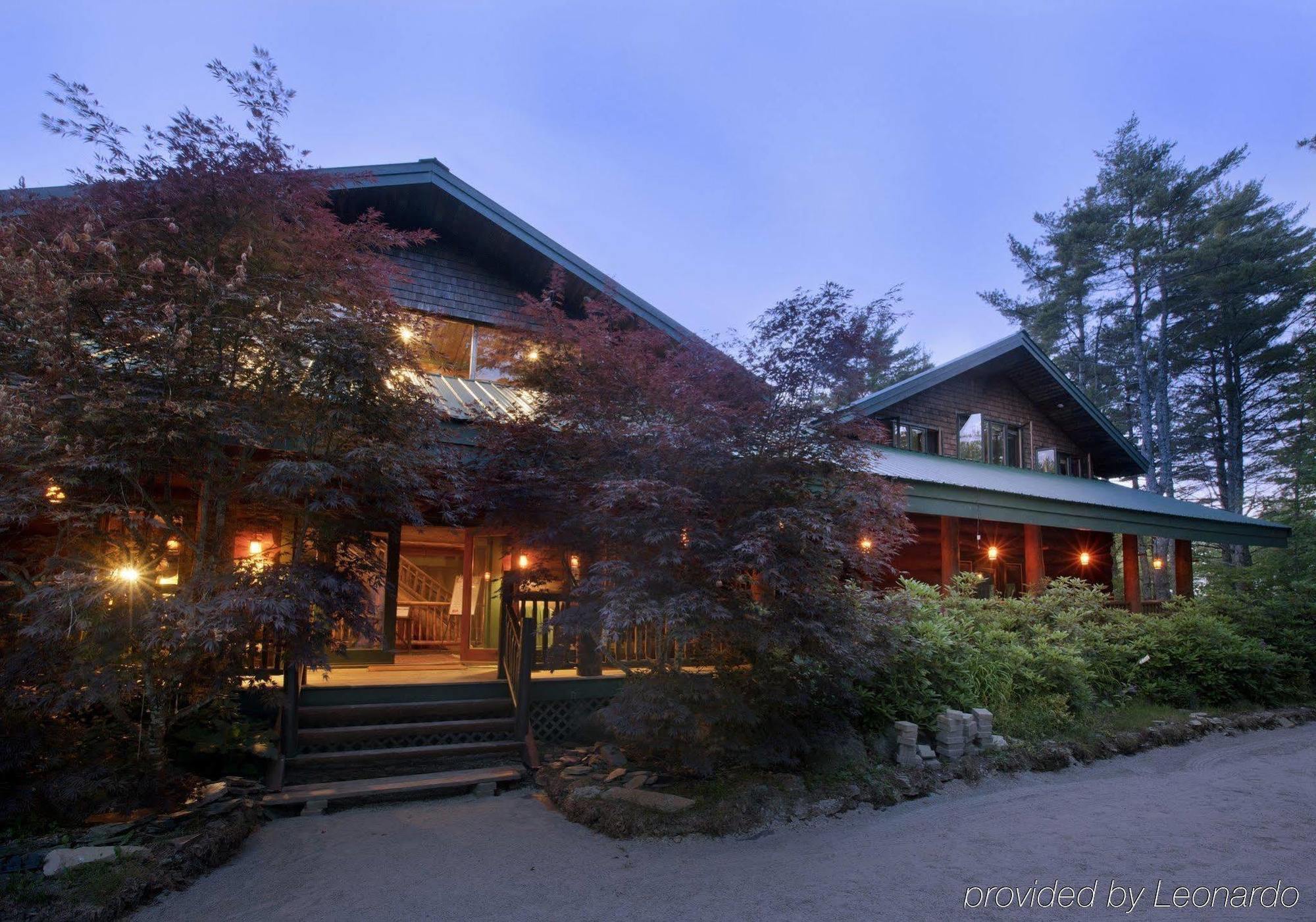 Trout Point Lodge Of Nova Scotia East Kemptville Exterior foto