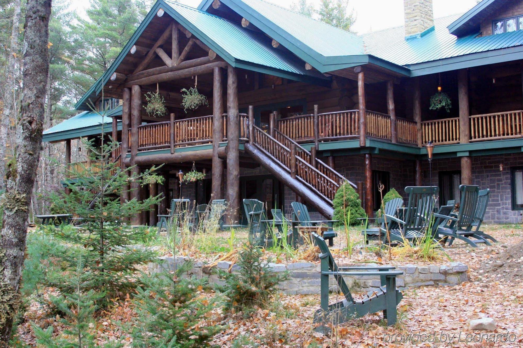 Trout Point Lodge Of Nova Scotia East Kemptville Exterior foto
